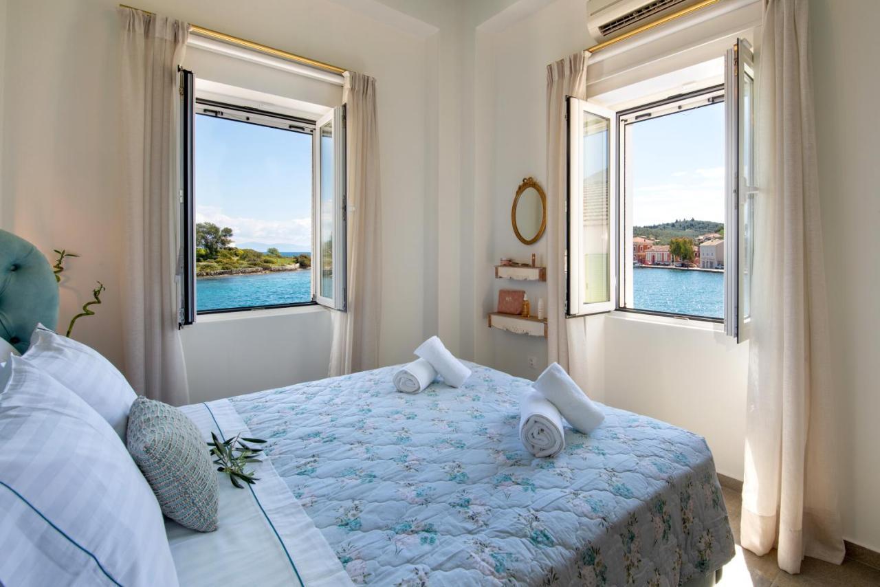 Sea Front Suite "Sea Tales" Gaios Extérieur photo