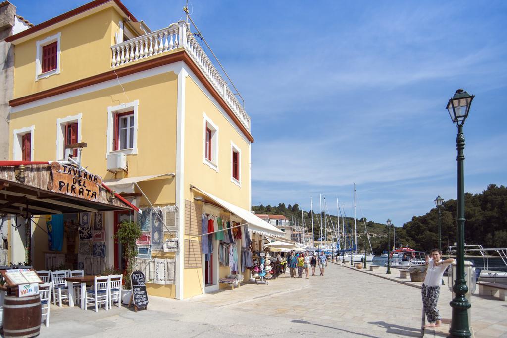 Sea Front Suite "Sea Tales" Gaios Chambre photo